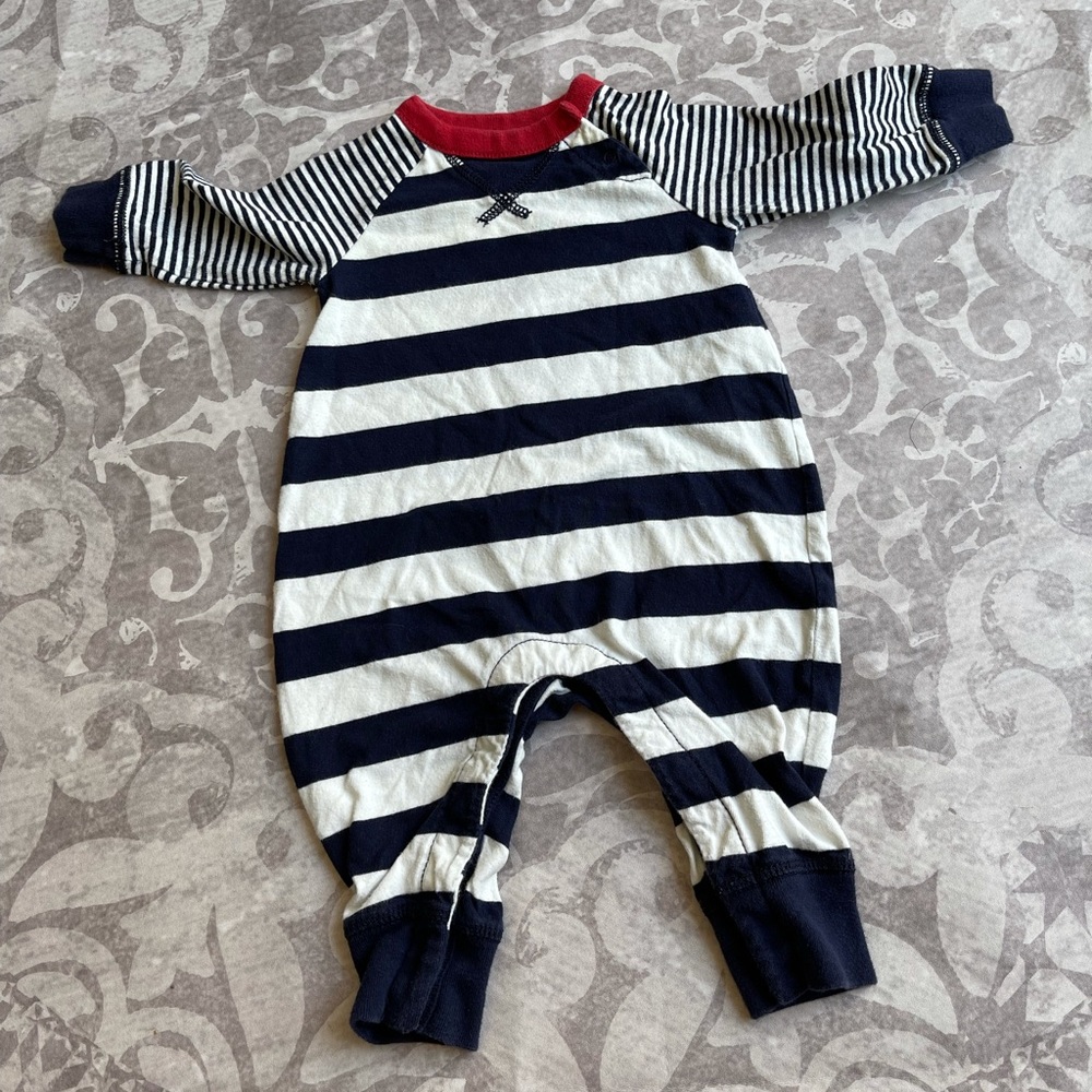Baby gap romper 3-6m